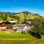 Haus Lindbichl * 상트조한임퐁가우