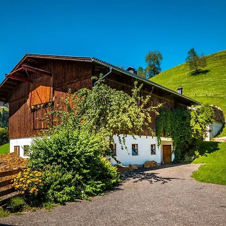Haus Lindbichl Tatil Evi Sankt Johann im Pongau
